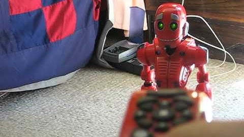 eBay Item Demo - Wowee Tribot Remote Control Robot