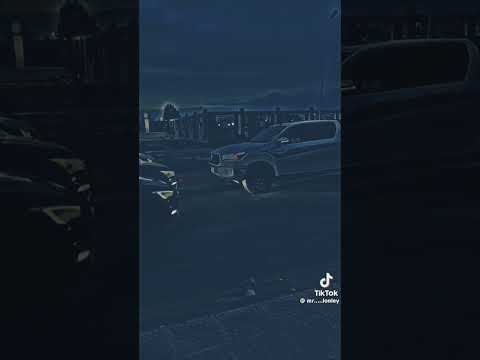 نتوما بوندا وانا وحدي