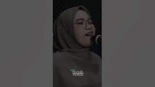 indah yastami - sejauh mungkin