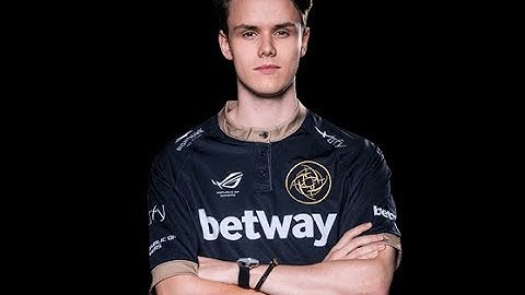 POV - REZ plays FACEIT w/ dev1ce (40 frags)