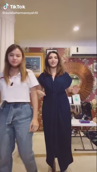 Aurel -  Ashanty Goyang Mamah Mudah bikin SHOCK!!