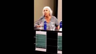 Garbiñe Biurrun, en el coloquio "Trabajando para construir la Euskadi que queremos"