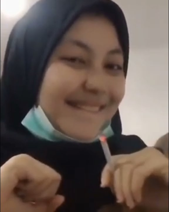 Polosan | cewek ngerokok yang viral