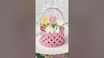 Flower Cupcake Basket Assembly Process