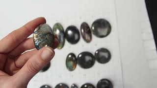 Vidéo: Labradorite/Spectrolite - cabochons