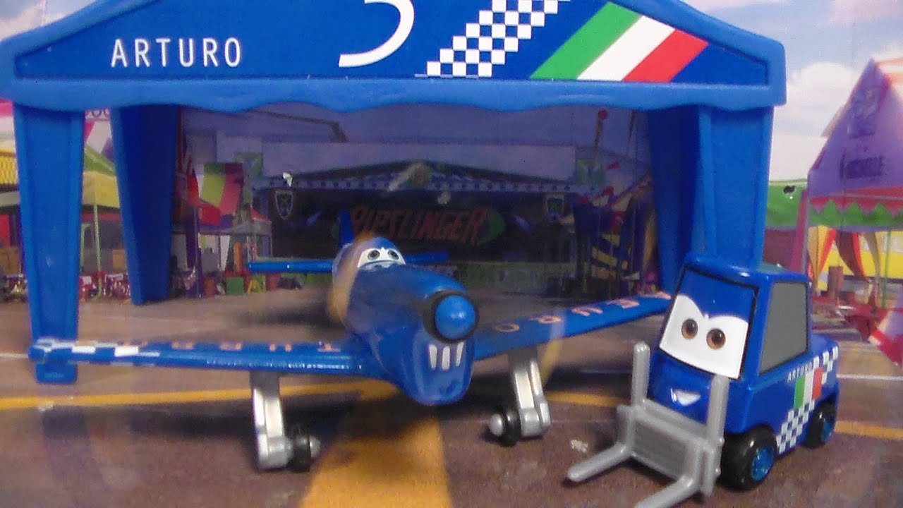 ARTURO, PITTY, HANGAR, PIT ROW GIFT PACK, NEW PLANES MATTEL DISNEY