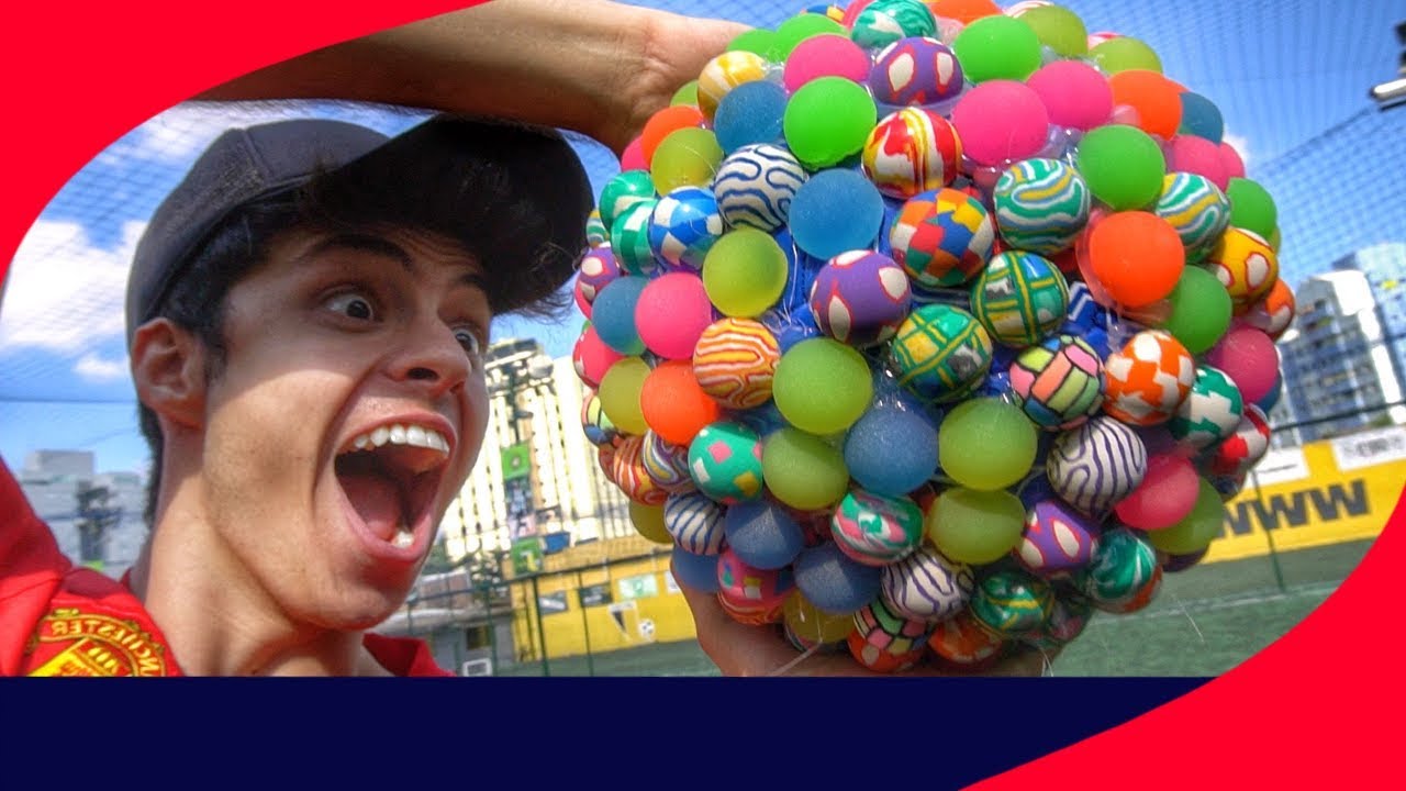 BOLA DE FUTEBOL DE BOLINHAS PULA PULA! (GIGANTE)