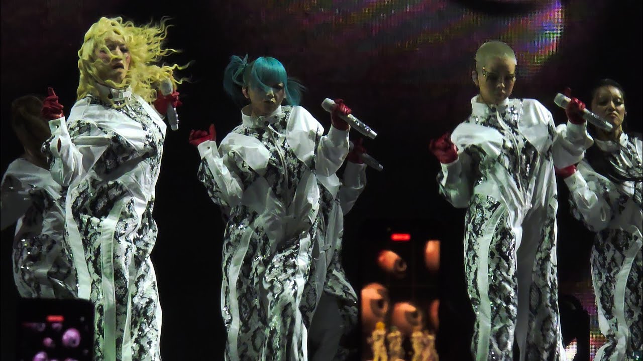 250413 XG - X-GENE + WOKE UP | Coachella Weekend 1 [4K Fancam]