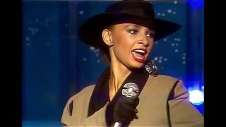 Mel & Kim - Showing Out (Get Fresh At The Weekend) 1986 Tv - 14.11.1986 /Edit