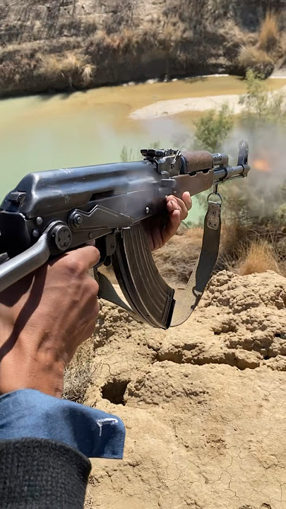 Quick reloading & shooting with Chinese 🇨🇳 Ak47😱#shortsfeed #viral #gaming #youtubeshorts