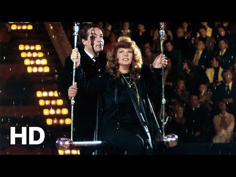 Әйелдердің ерлермен эротикалық фотосуреттері Азиялық пикап суретшісімен жыныстық қатынас