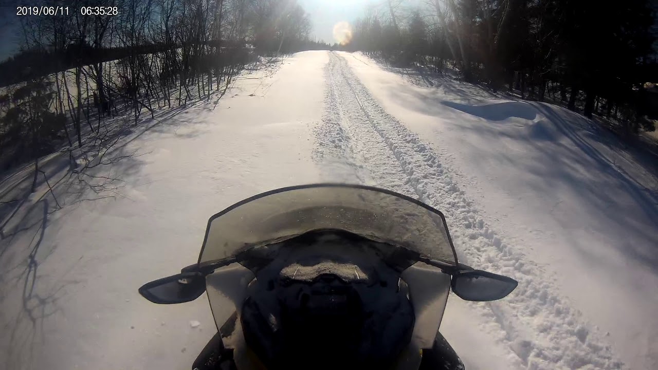 2020 skidoo expedition Breaking trail in over 2.5 feet of snow.