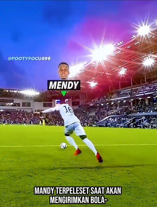 when their goalkeeper is bored 🥱
