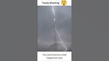 Crazy once in lifetime video of lightning striking the rocket, see what happens to rocket 😱😱