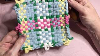 how to stitch potholder loom squares together by Noreen Crone-Findlay  (c).avi 