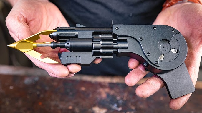 Grappling Gun with Fastener (Gold) Hot Toys - Machinegun