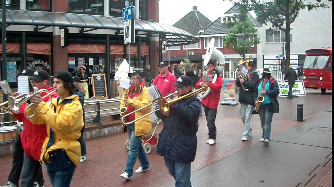 pretband H-S speelt in Veendam