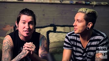 “The music industry is smaller than you think”—Craig Mabbitt & Telle Smith on unlikely friendships