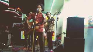Download lagu Rutikiju - Awalnya Doang (live acoustic)