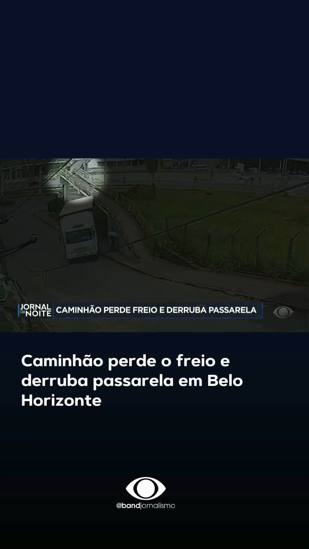 Caminhão perde o freio e derruba passarela em Belo Horizonte #shorts