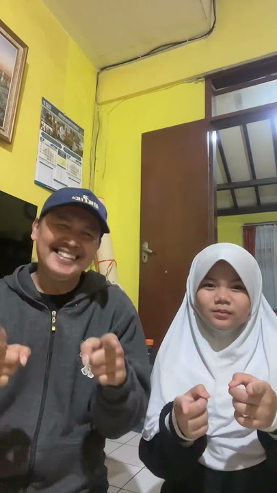 Tia Monika bareng cucu#dance #viralshort
