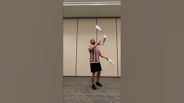 3 bottles juggling #flair #bartender #shorts