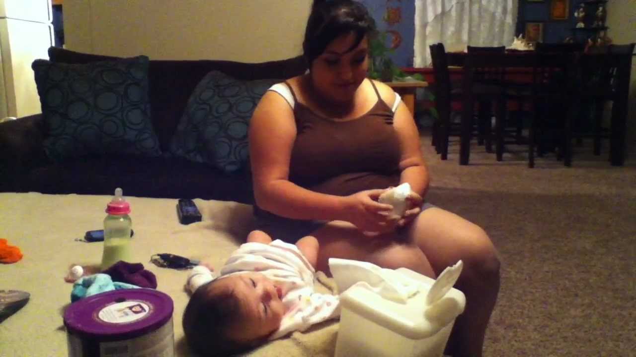 changing a diaper 101