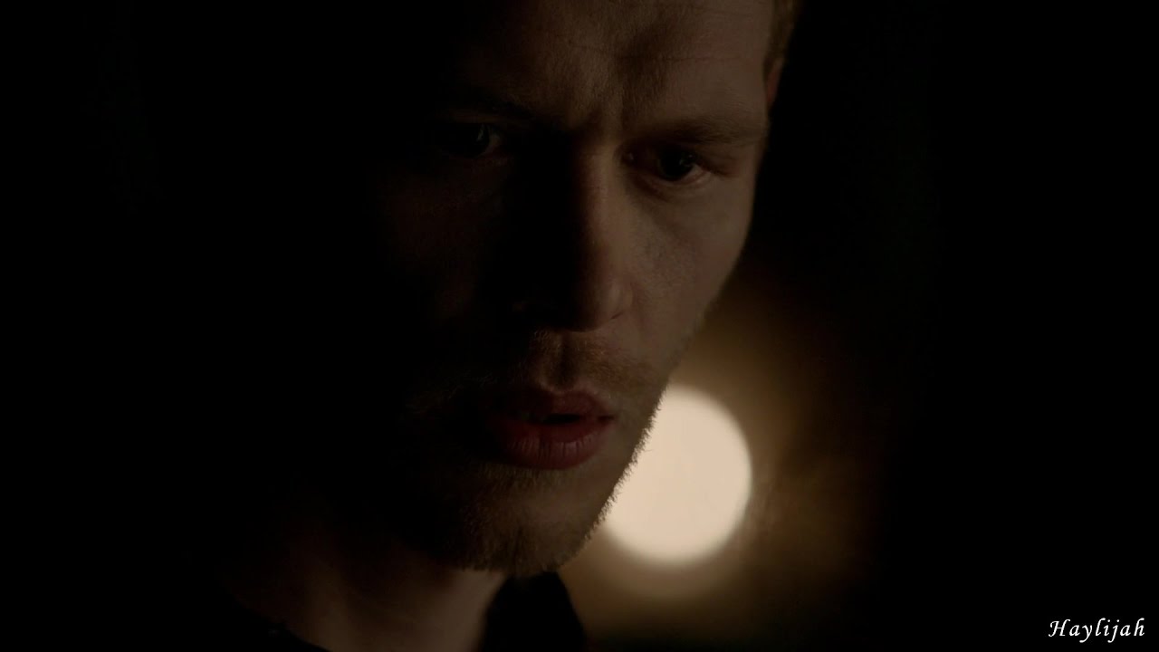 The Originals 1x01 Klaus finds out Hayley is pregnant with his child
