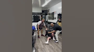 6ix9ine Jumped In Barbershop #shorts