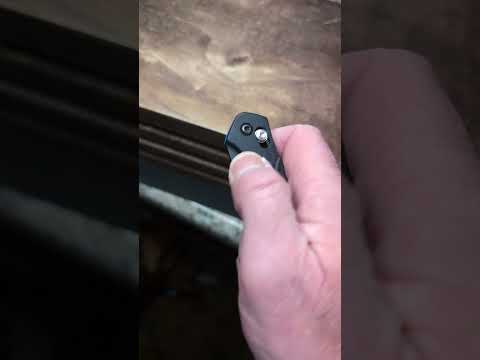 Big action, Small Knife