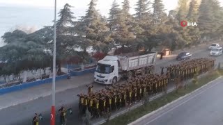 Isparta - Eğirdir, komandoların marşıyla Cumhuriyet Bayramı'na uyandı Resimi