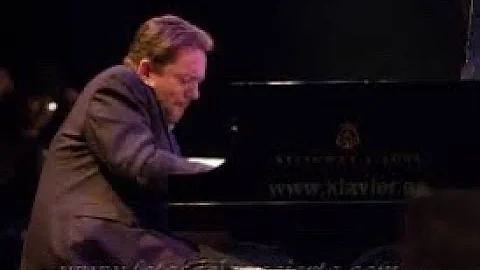 Jennifer Farnsworth with Kevin Bales LIVE at The V...