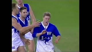Leigh Harding's big bending goal vs St Kilda (Rd 14, 2002)