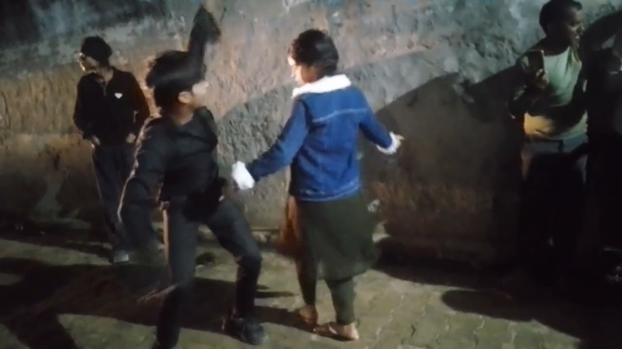 Tu Dharti per pahle ❤️😄😍♥️😄