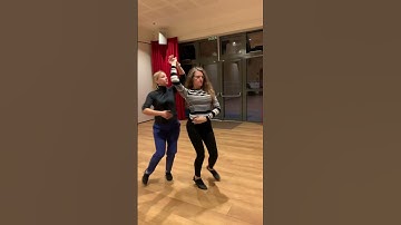 18.3.25 Advanced Samba (2x Whisk, Samba Walk, Side Samba Walk, Continuous Volta Spot turn to R & L)