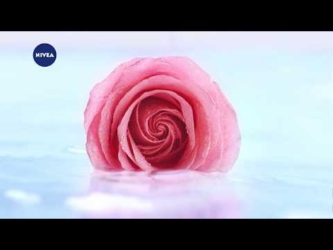 Join Amina Khalil as she discovers NIVEA’s MicellAir Rosewater