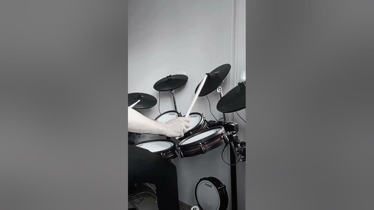 Adele - Rolling In The Deep - Drum Cover #drums #drumcover #drummer Adele - Rolling In The Deep - Drum Cover #drums #drumcover #drummer