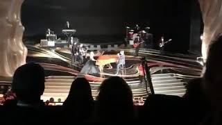 *audience reaction* Performance of "Shallow" at the Oscars 2019