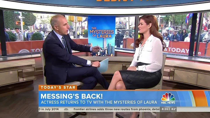 Debra Messing in black leather skirt - 17-Sep-2014