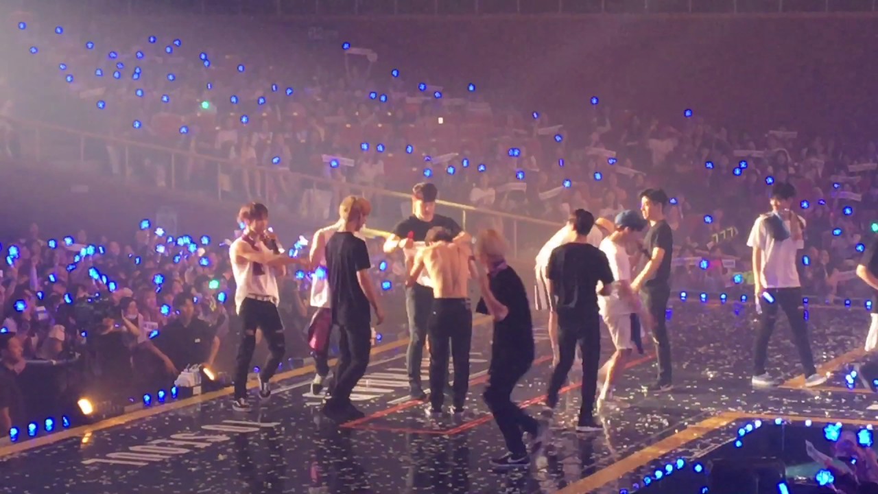 [아스트로] 170715 아스트로 첫 콘서트 baby 앵콜 (올홀 올림픽홀 h구역 시야)