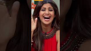 लड़कियों के फोन। 🤣 #comedy #funny #short #ytshort #fex