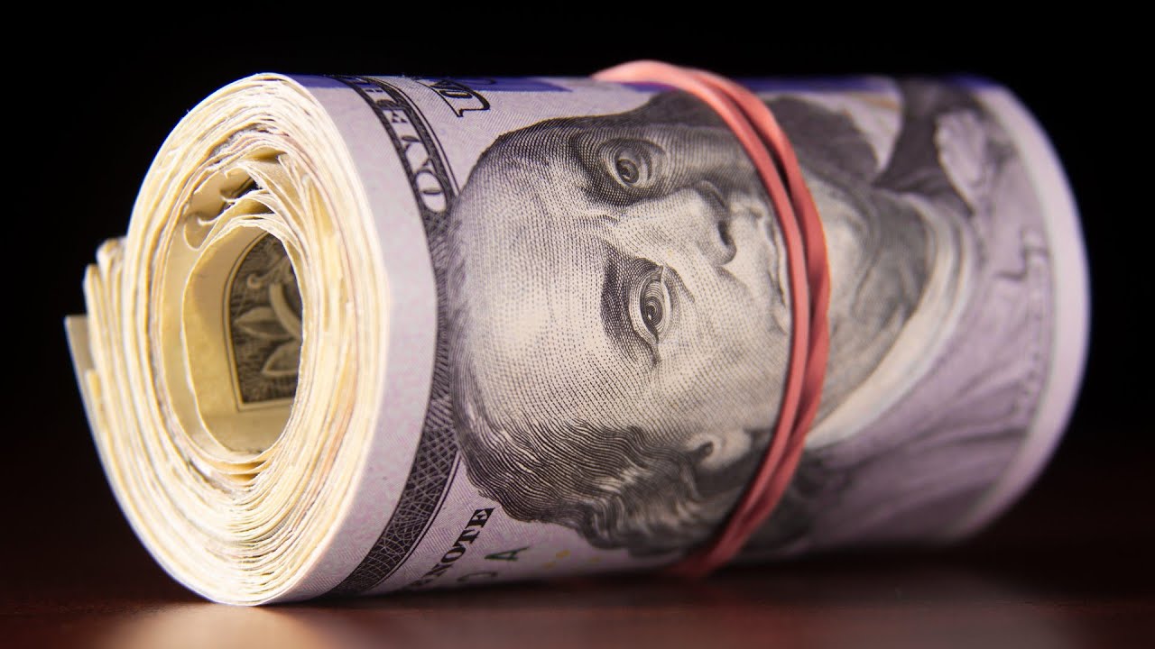 Warren Buffett and Charlie Munger on Compensation Plans