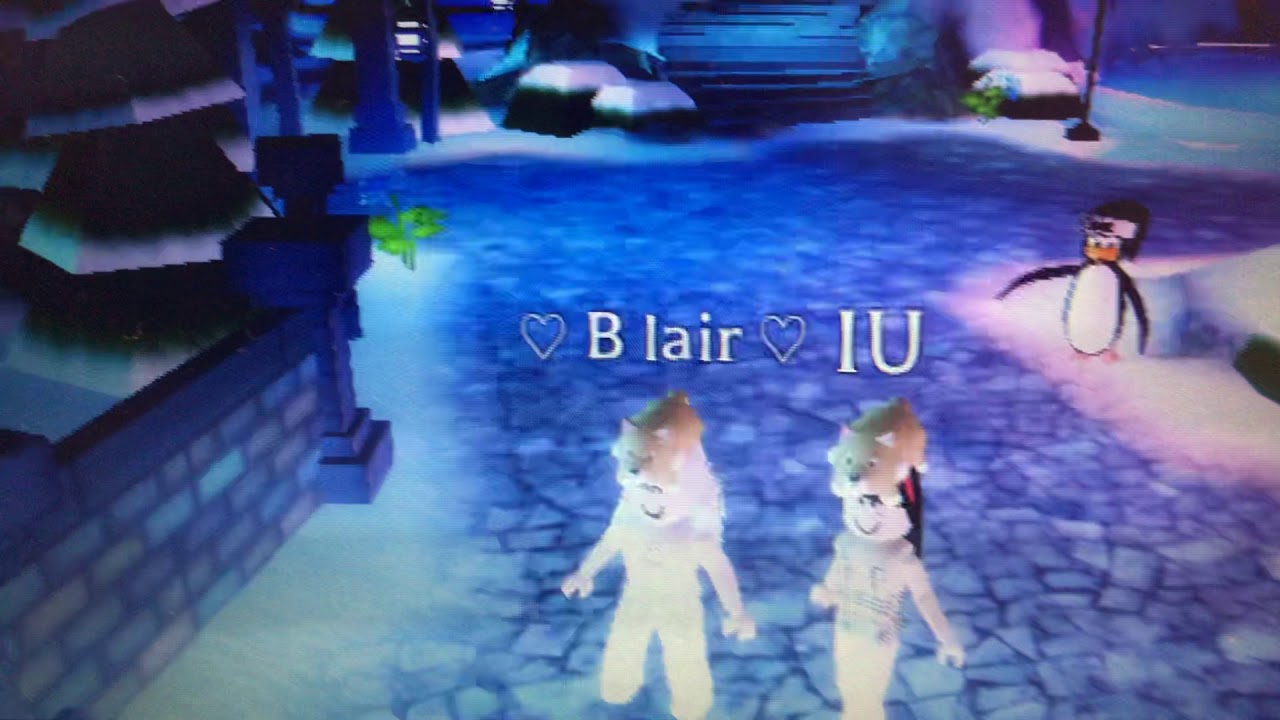 2 of the treasure chest in Royals High 🌈 YouTube