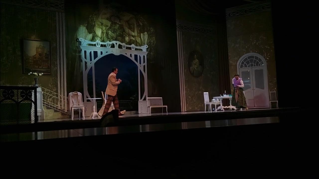 Вампир крылан. Летучая мышь фрагмент. Крыланы насекомоядные. Летучая мышь фрагмент. Гигантская вечерница в полете.