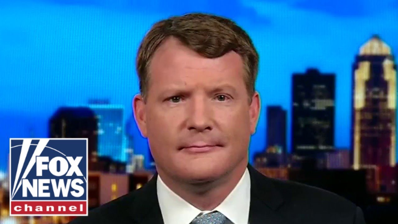 former-supreme-court-law-clerk-speaks-out-on-fbi-mar-a-lago-raid-youtube