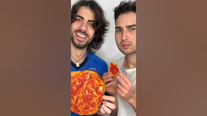 Italians reacting to HUGE PIZZA