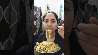 first time ghar pr banaye noodles 🍜#randomvlog #ytshorts #homemadecooking #noodles