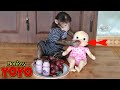 Amazing! YoYo JR shares grape and milk with the doll