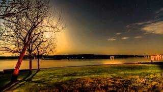 Nikon D7100 Full Moon Rising Ove Lake .....