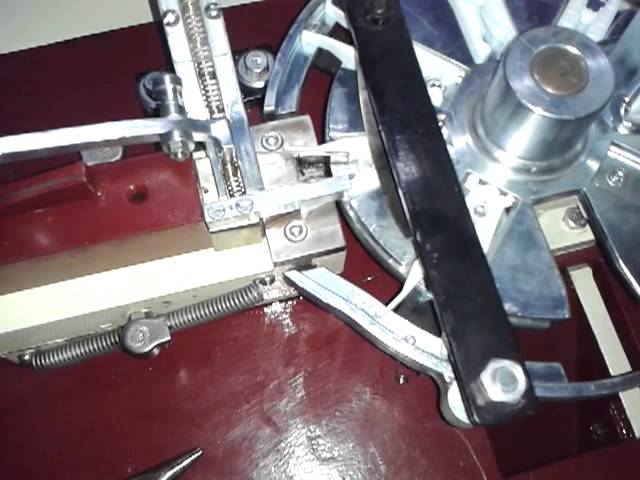 Cloths Clips - Spring Fitting Machine 
